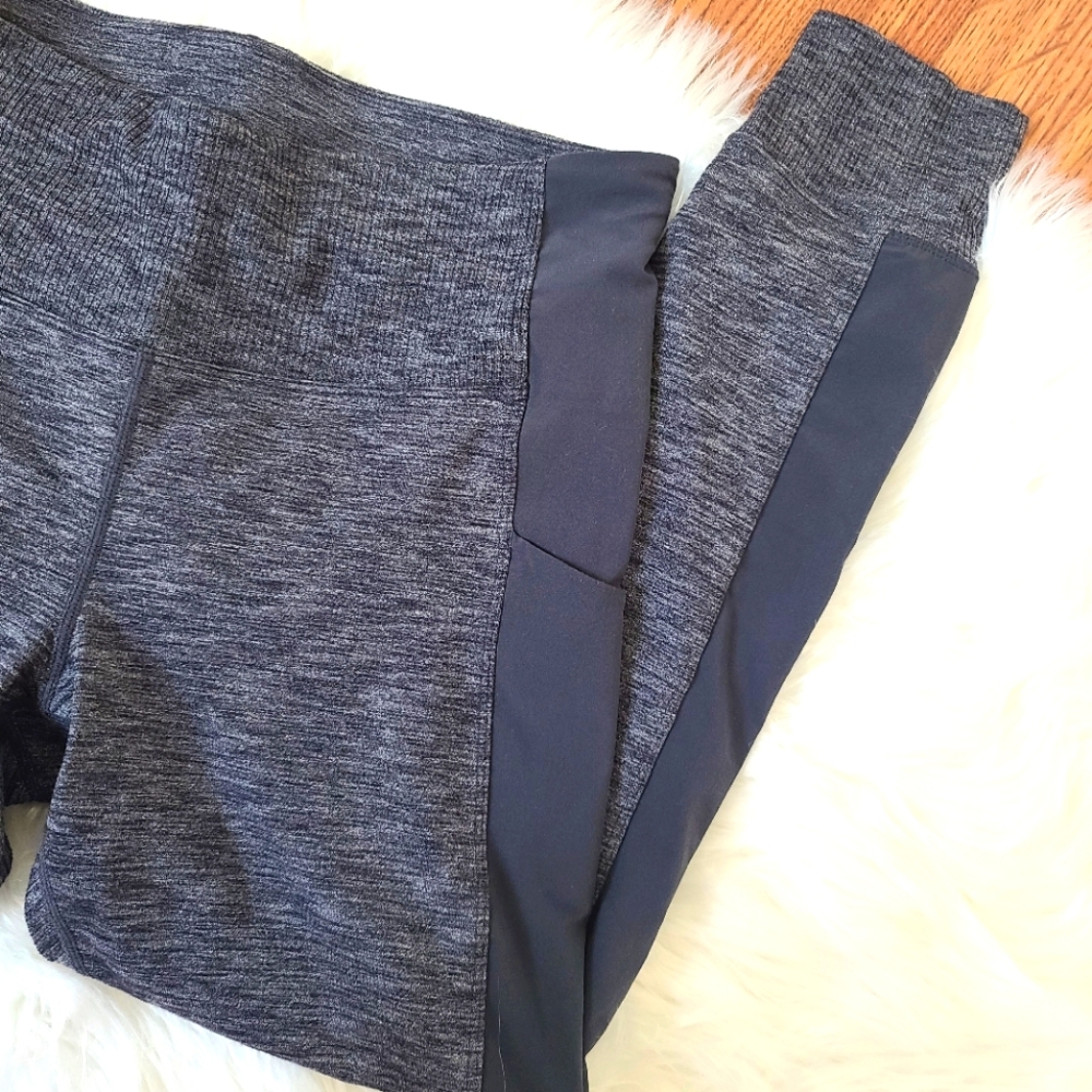 Athleta leggings - Picture 2 of 8